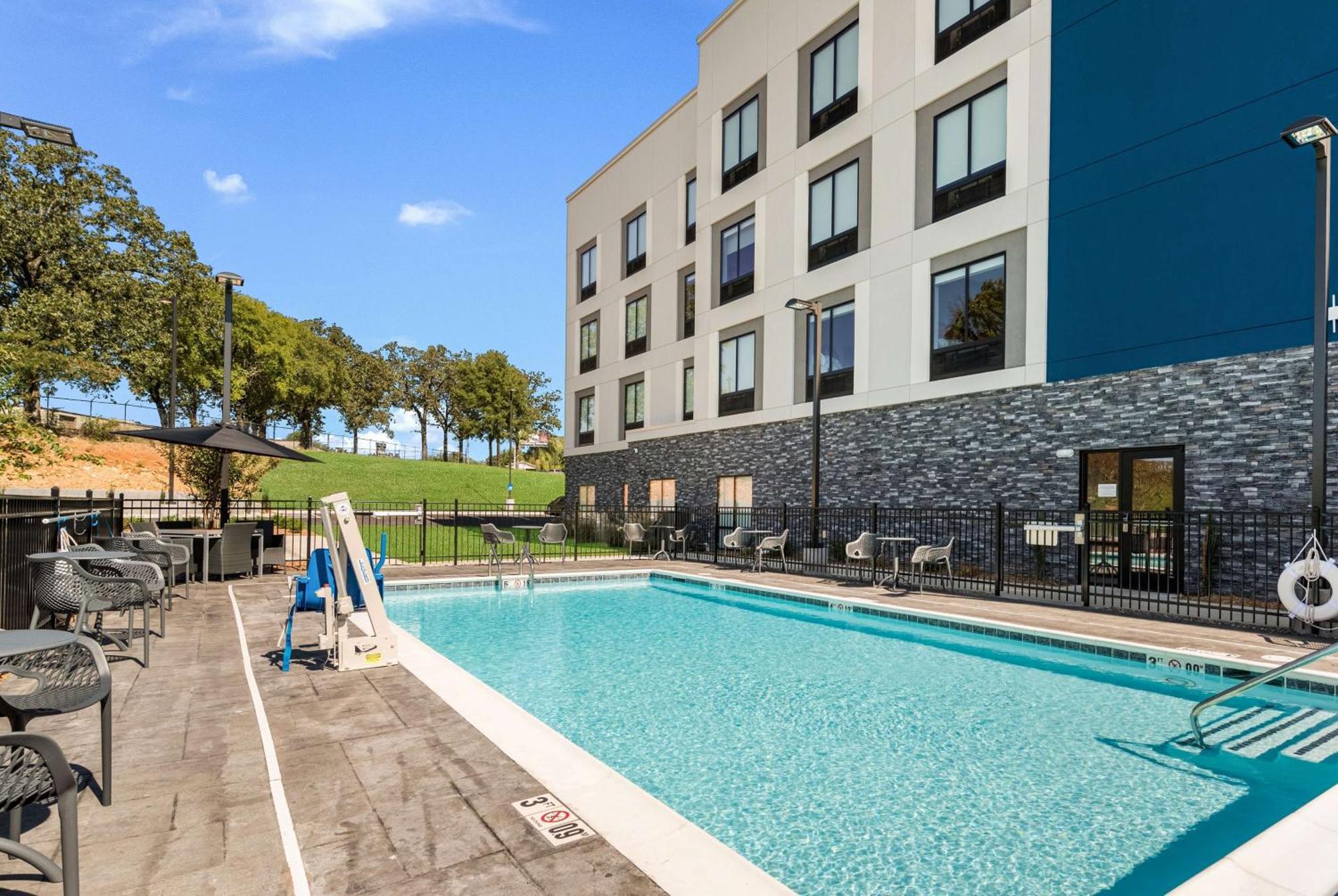 Hampton Inn Batesville, Ar Екстериор снимка